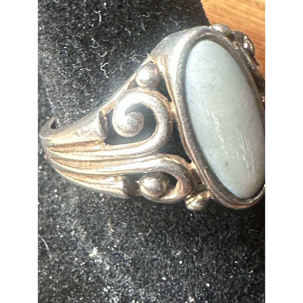 Vintage Sterling Silver Ring w/ Snow White Pearl Stone - Ring Size7 - Picture 8 of 10